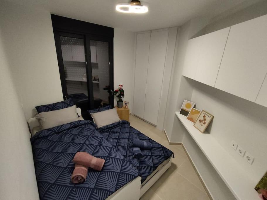 Floral Home 1 - Ground Floor Apt With Courtyard And Private Parking! Athén Kültér fotó