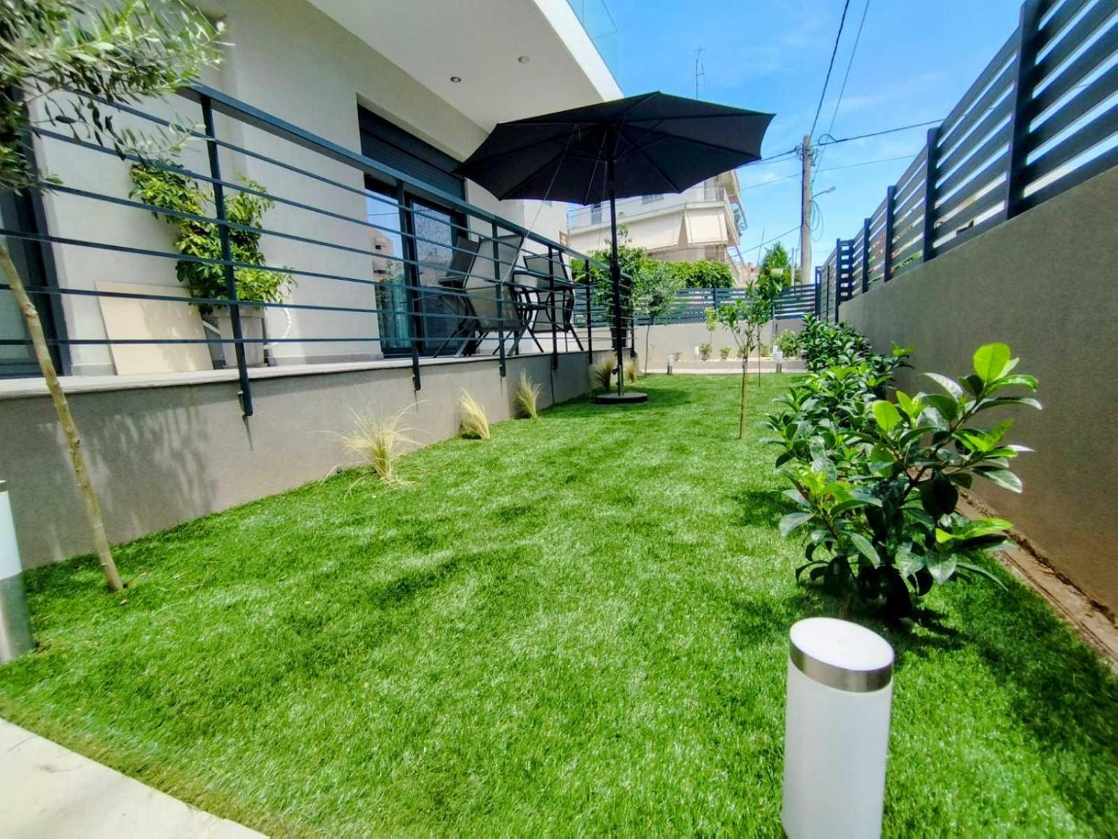 Floral Home 1 - Ground Floor Apt With Courtyard And Private Parking! Athén Kültér fotó